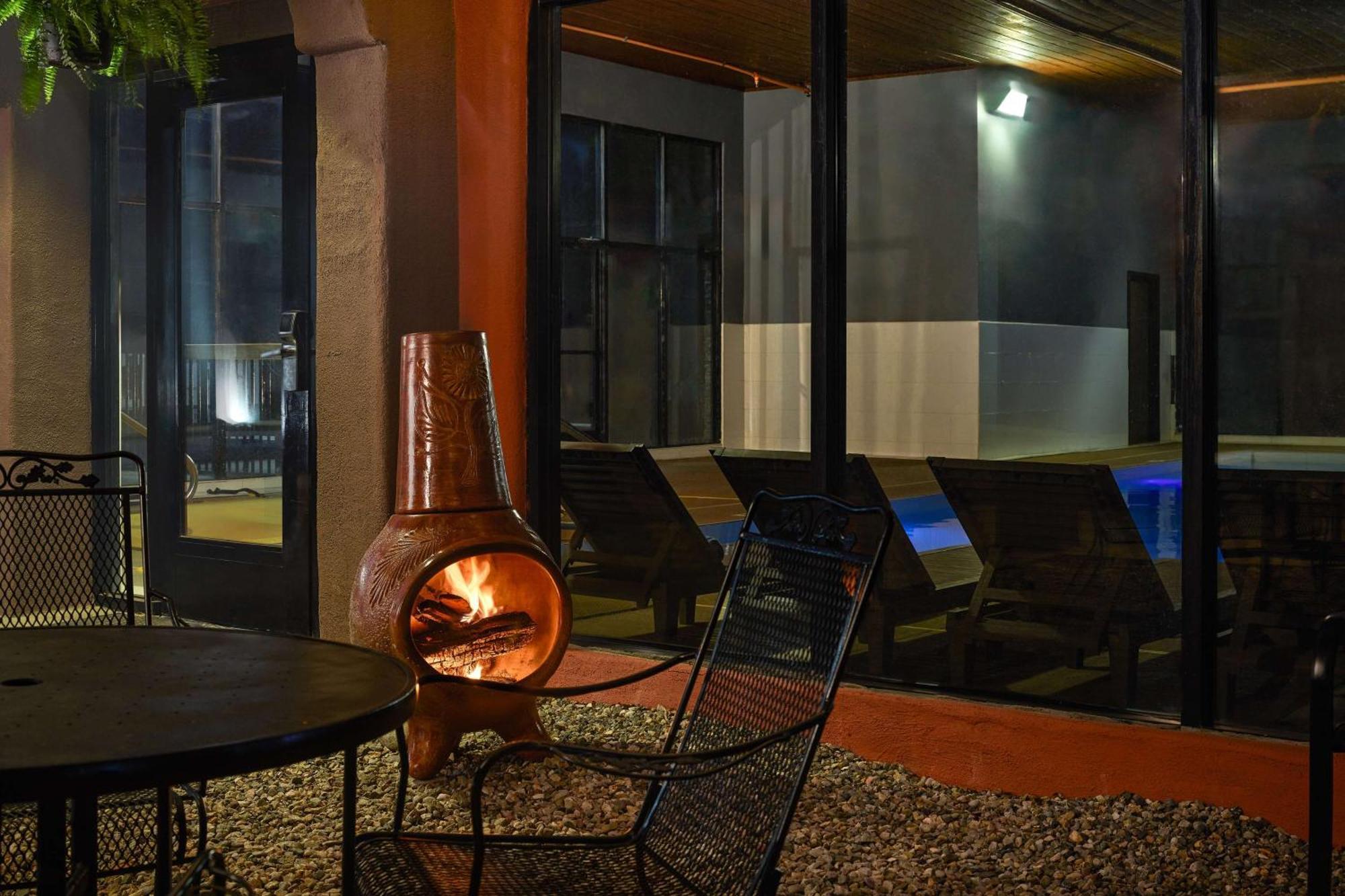 Hampton Inn Taos Ngoại thất bức ảnh