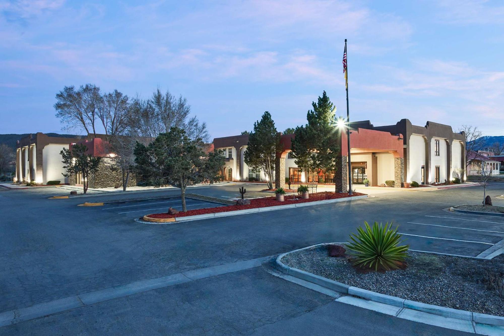 Hampton Inn Taos Ngoại thất bức ảnh