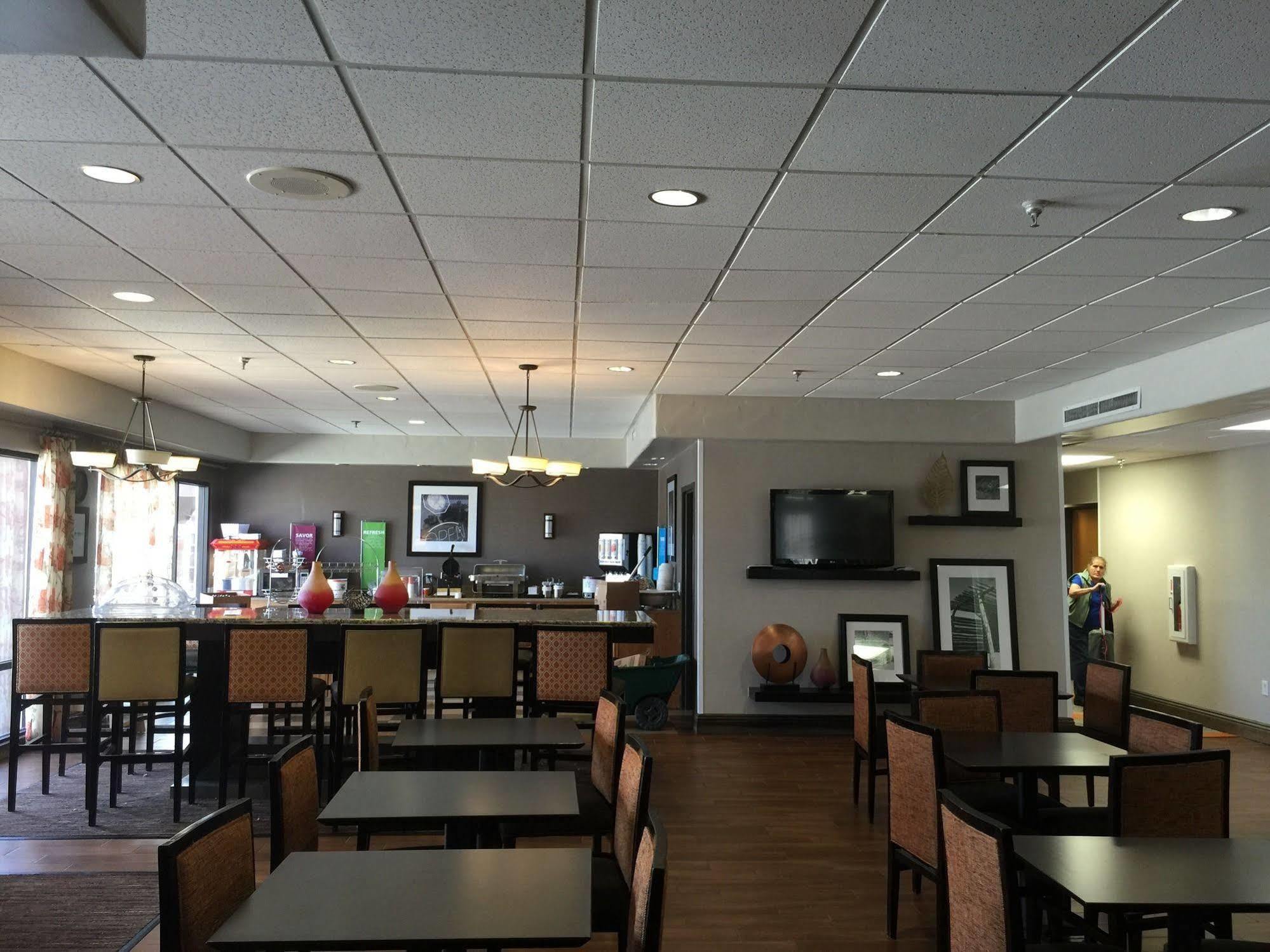 Hampton Inn Taos Ngoại thất bức ảnh